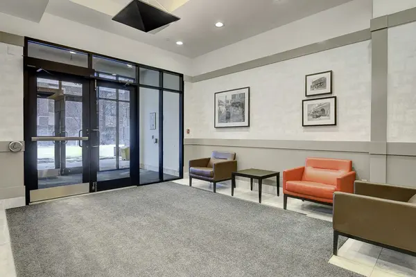 Dows Lake - Civic Hospital And Area, ON K1S 4E8,330 Loretta AVE S #302