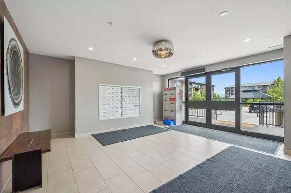 Guelph, ON N1L 0P2,25 Kay CRES #204