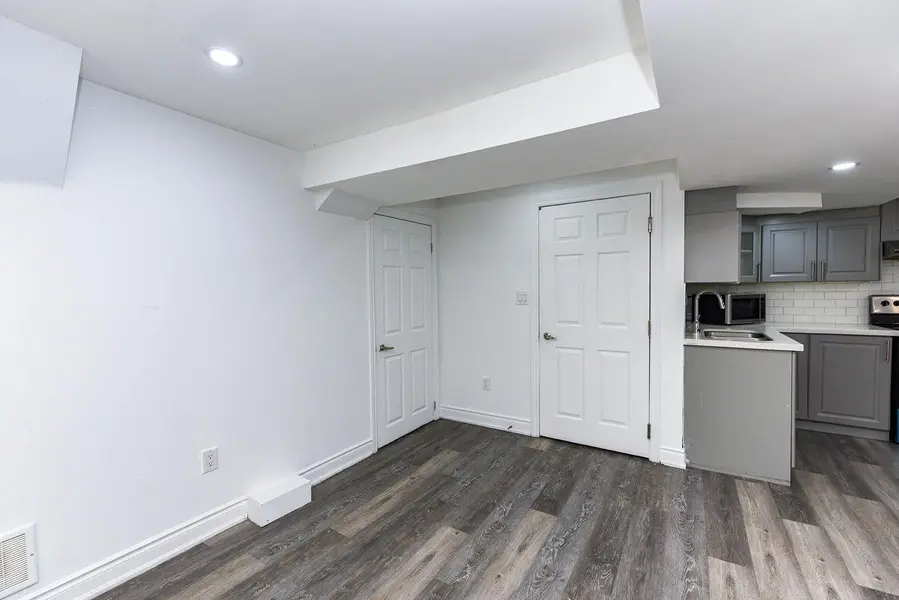 14 Paramount PL, Brampton, ON L6Y 2T3