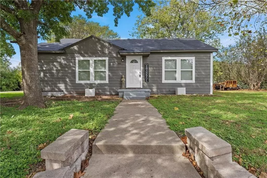 Mart, TX 76664,1401 E Texas Avenue