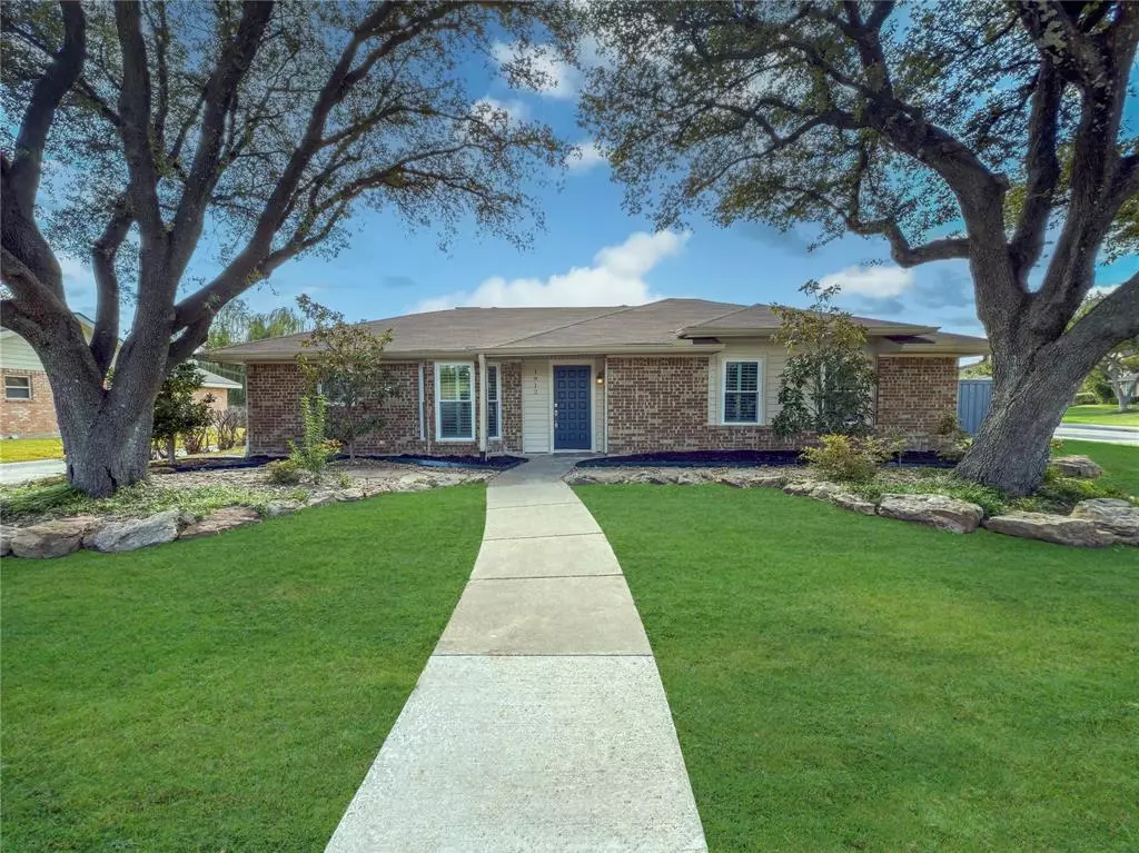 Carrollton, TX 75007,1912 E Branch Hollow Drive