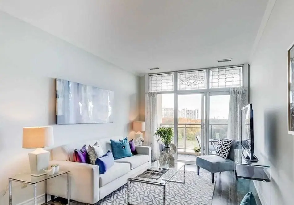 1 Leaside Park DR #615, Toronto C11, ON M4H 1R1