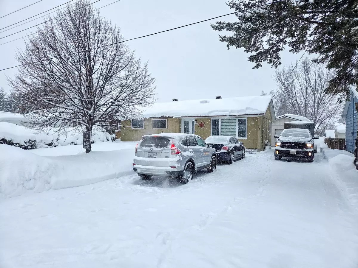 Englehart, ON P0J 1H0,53 Tenth AVE