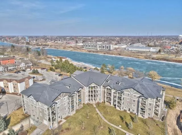 Welland, ON L3C 7B3,330 PRINCE CHARLES DR S #1417