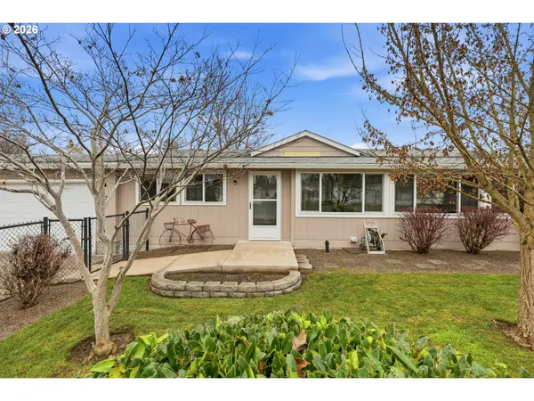 Salem, OR 97305,4074 NE VERNON ST