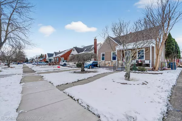 Dearborn, MI 48124,3530 Roosevelt ST