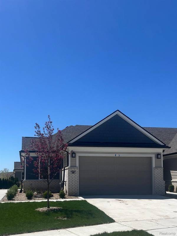 5841 Lakeway DR, Brighton, MI 48116