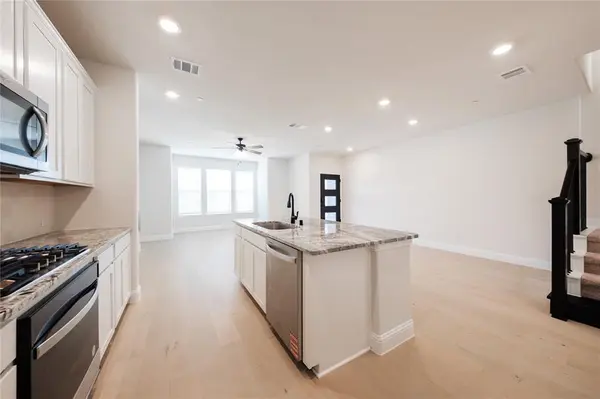 Rowlett, TX 75088,2112 Naples Drive