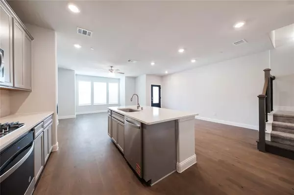 Rowlett, TX 75088,2116 Naples Drive