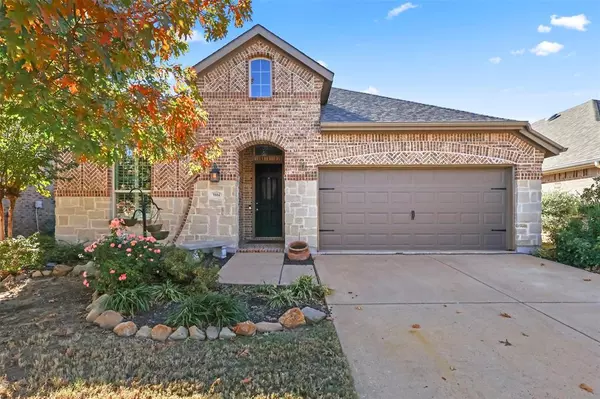 9804 Bitterroot Drive, Oak Point, TX 75068