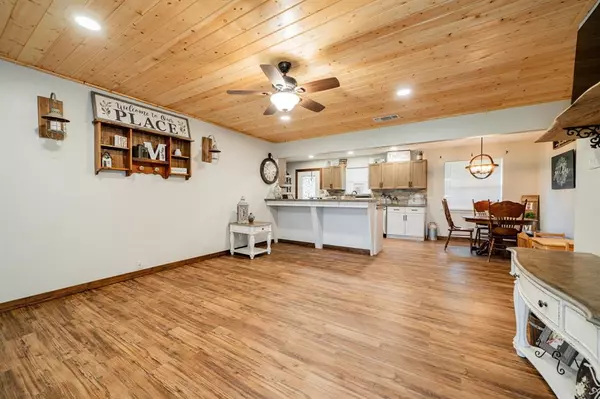 Emory, TX 75440,220 Rs County Road 3324