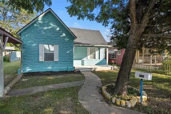 Waco, TX 76706,2220 Burnett Avenue