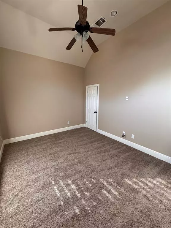 Arlington, TX 76013,2114 Lindblad Court