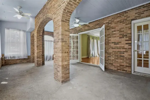 Fort Worth, TX 76109,2625 S University Drive