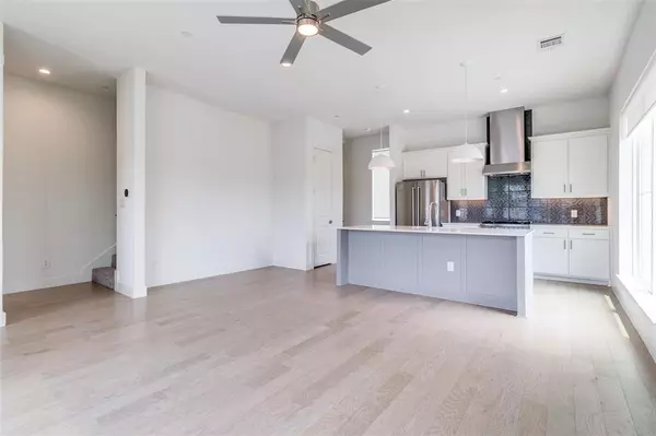 Dallas, TX 75206,5515 Bryan Parkway #101