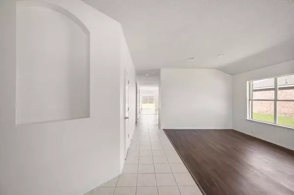 Arlington, TX 76002,1406 Anglican Drive