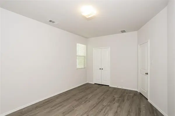 Fort Worth, TX 76119,5525 Shore Point Trail