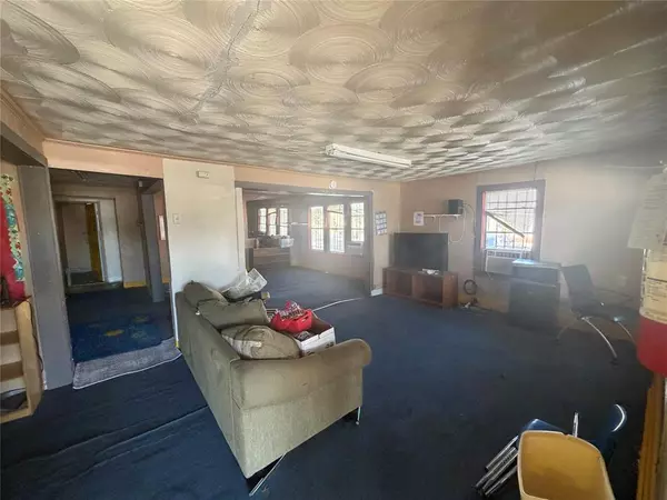 Dallas, TX 75212,2911 N Hampton Road