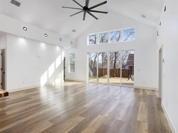 Bells, TX 75414,319 S Pecan Street