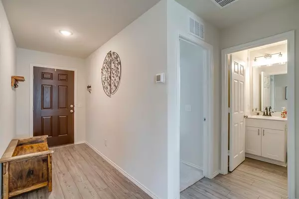 Fort Worth, TX 76036,4553 Greyberry Drive