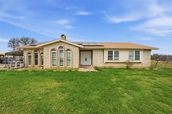 1396 Lcr 312, Mart, TX 76664