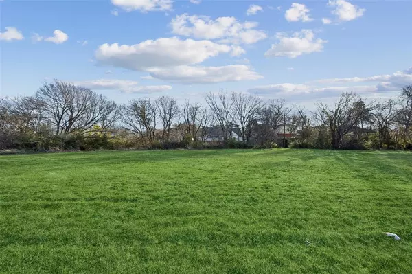 Duncanville, TX 75116,1010 N Cedar Ridge Drive