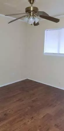 Ennis, TX 75119,105 E Tyler Street