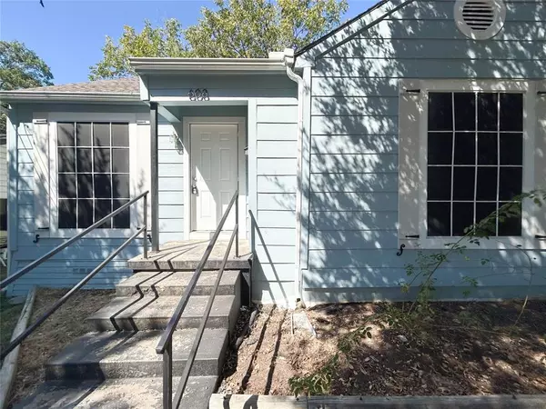 Ennis, TX 75119,608 W Lake Street W