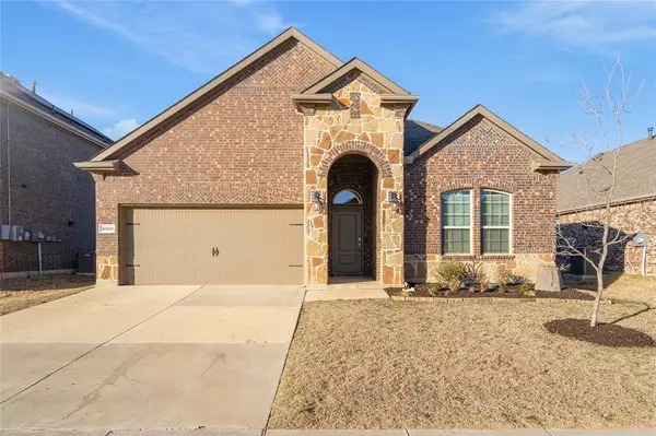 10309 Fall Brook Drive, Aubrey, TX 76227