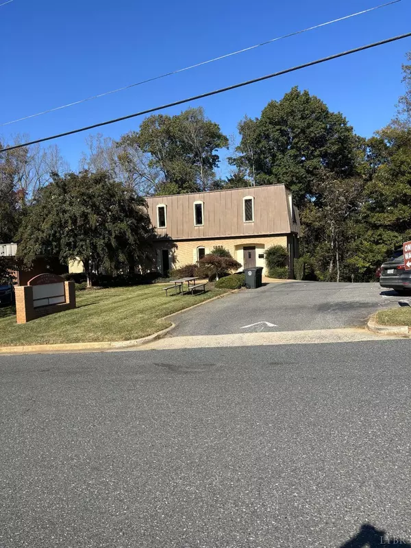 Lynchburg, VA 24501,1928 Thomson DR