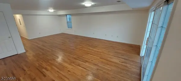 Newark City, NJ 07112,54-56 Bragaw Ave