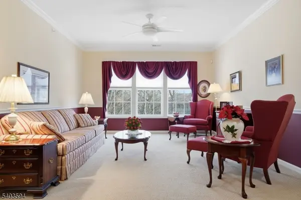 Cedar Grove Twp., NJ 07009,811 Holly Ln #811