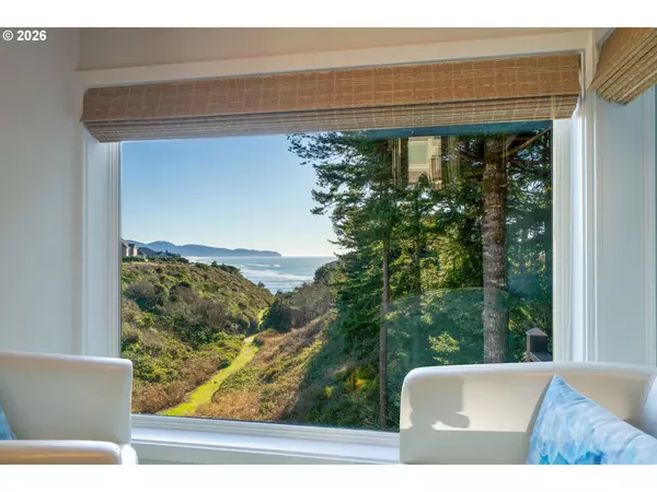 Oceanside, OR 97134,505 CAPES DR #3