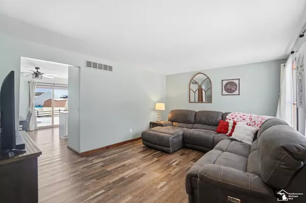 Temperance, MI 48182,9161 Cedar Ridge LN