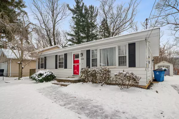 2252 Floyd ST SW, Wyoming, MI 49519