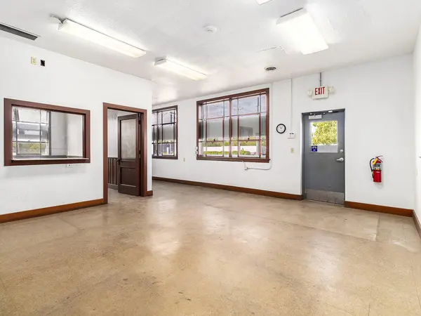 200 E Broadway ST, Three Rivers City, MI 49093