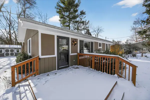 Pinckney, MI 48169,217 Portage ST