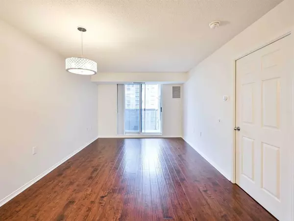 Toronto C14, ON M2N 6Z9,35 Finch AVE E #1501