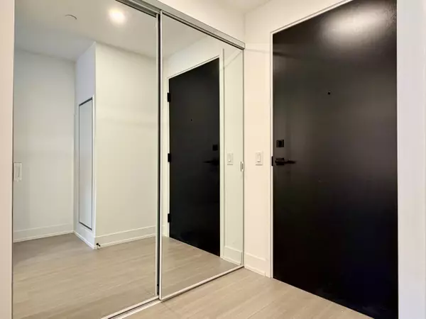 Toronto C14, ON M2N 0M4,36 Olive AVE #907