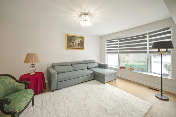 Toronto E07, ON M1S 1K8,1230 Huntingwood DR