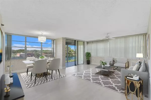 Pembroke Pines, FL 33026,1000 Saint Charles Pl #305