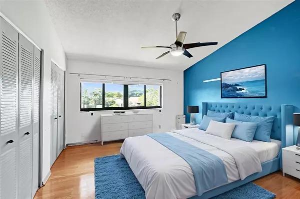 Oakland Park, FL 33309,3044 S Oakland Forest Dr #2408