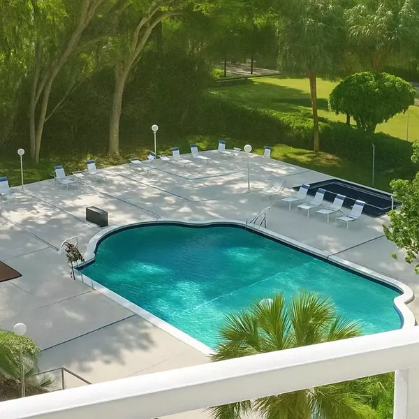 Hollywood, FL 33021,3800 Hillcrest Dr #614