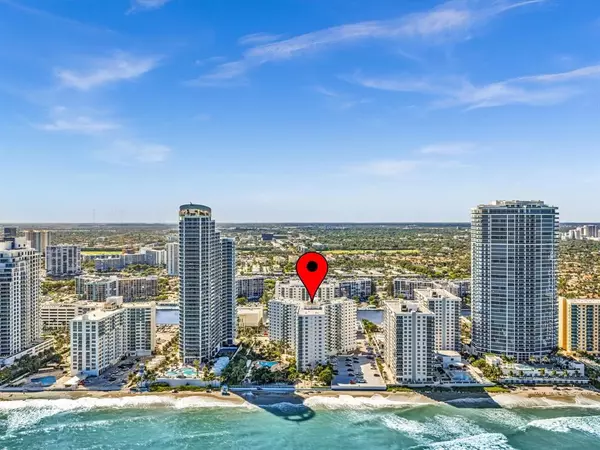 Hollywood, FL 33019,3001 S Ocean Dr #439