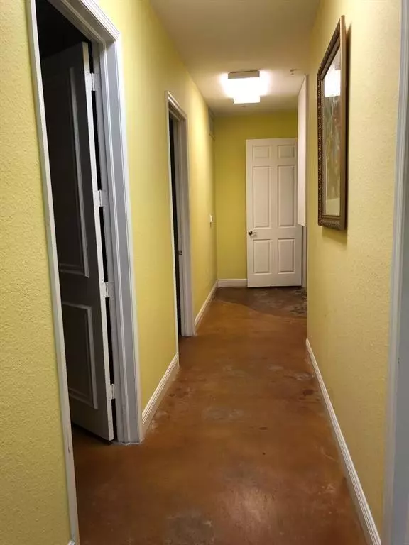 Davie, FL 33314,6848 GRIFFIN ROAD #C-6