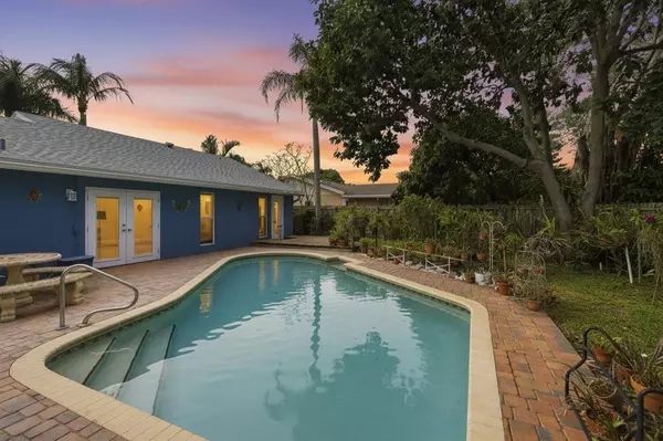 Margate, FL 33068,5551 SW 8th St