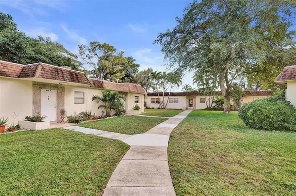 439 SW Natura Ave #A, Deerfield Beach, FL 33441