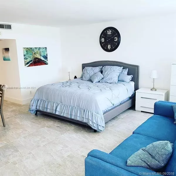 100 Lincoln Rd #707, Miami Beach, FL 33139