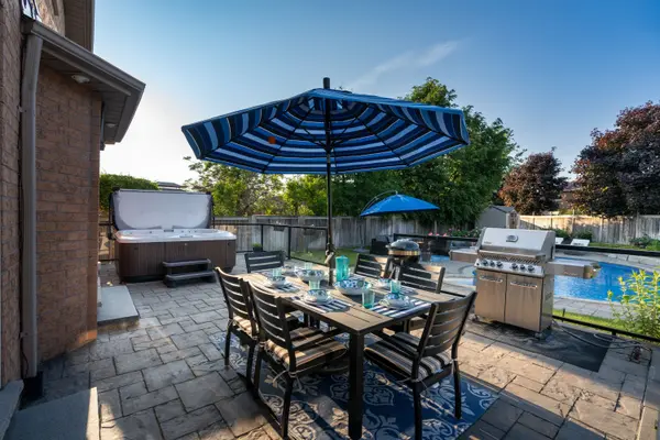 Barrie, ON L4N 0R1,7 Higgin CT