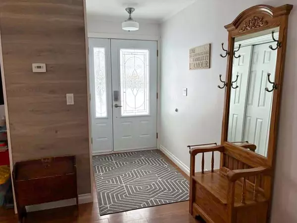 Englehart, ON P0J 1H0,53 Tenth AVE